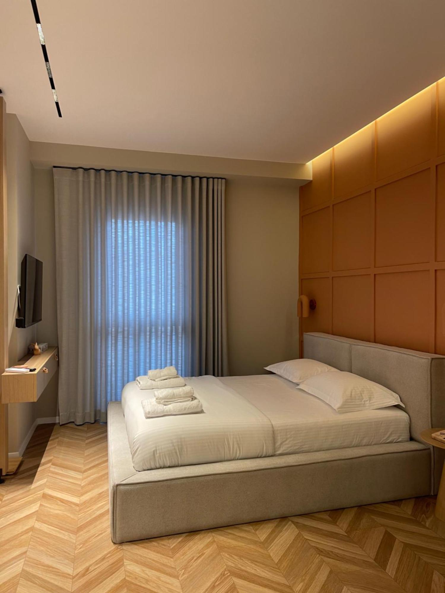 Square Inn Garden Aparthotel Тирана Екстериор снимка