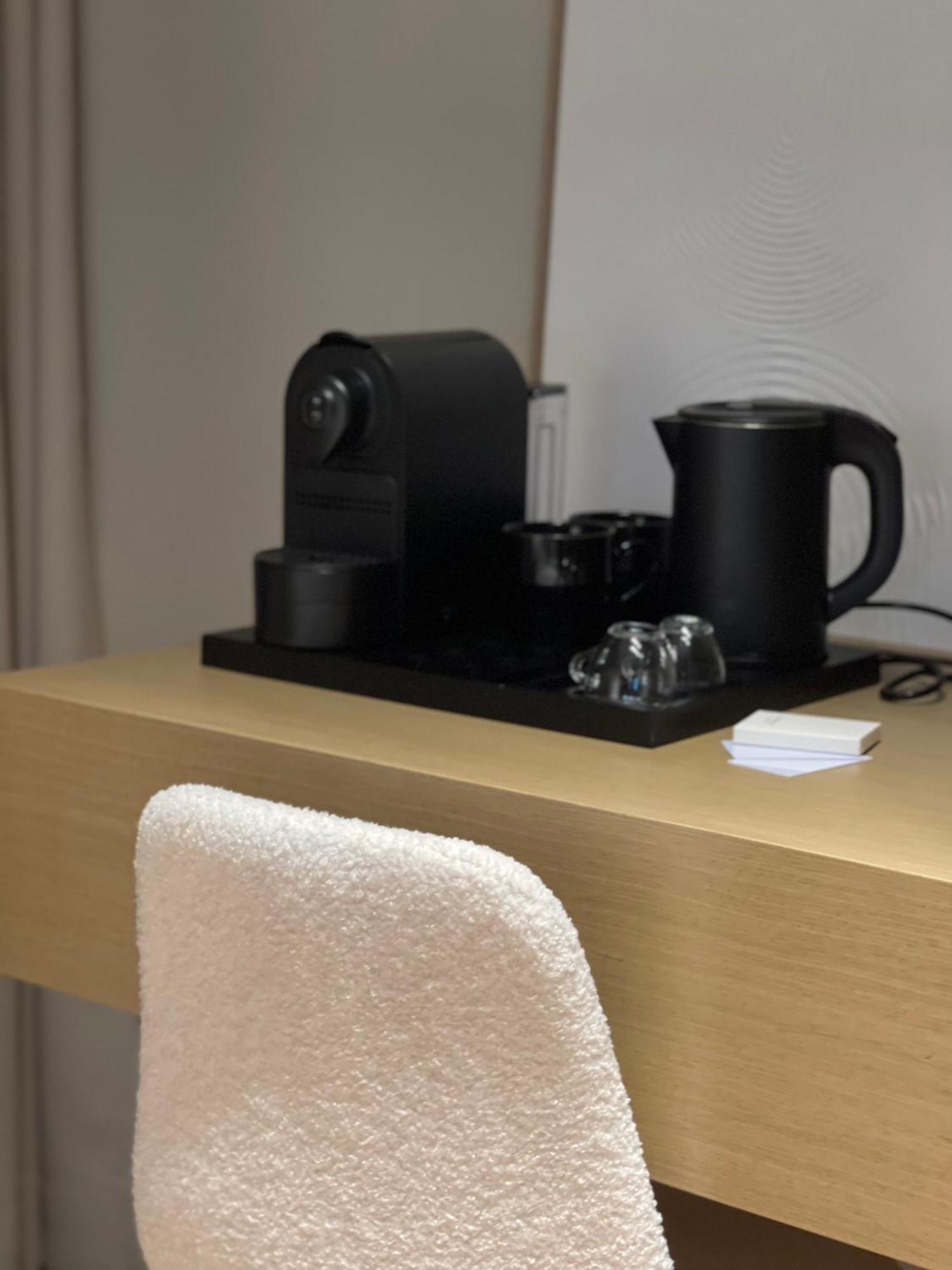 Square Inn Garden Aparthotel Тирана Екстериор снимка