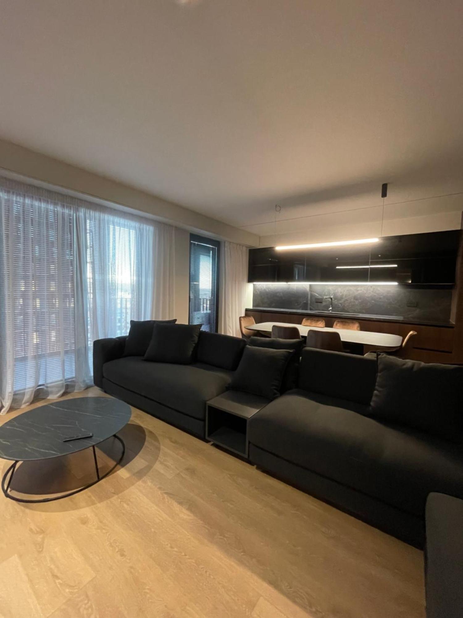 Square Inn Garden Aparthotel Тирана Екстериор снимка